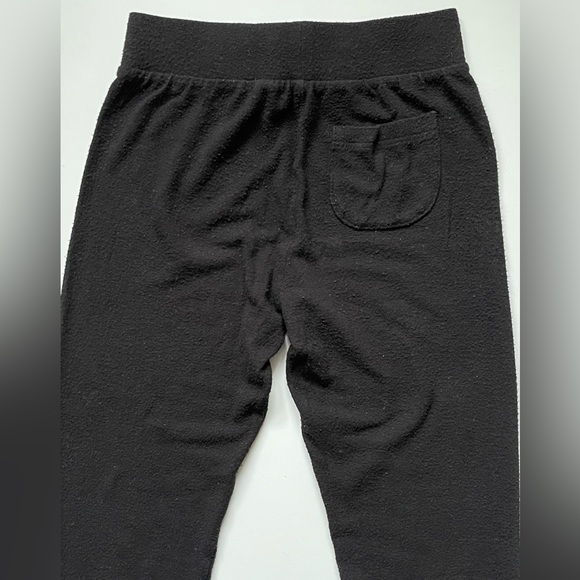 Peace Love World Girls’ Thin Black Sweatpants with Gold Sequin Star - Picture 4 of 5